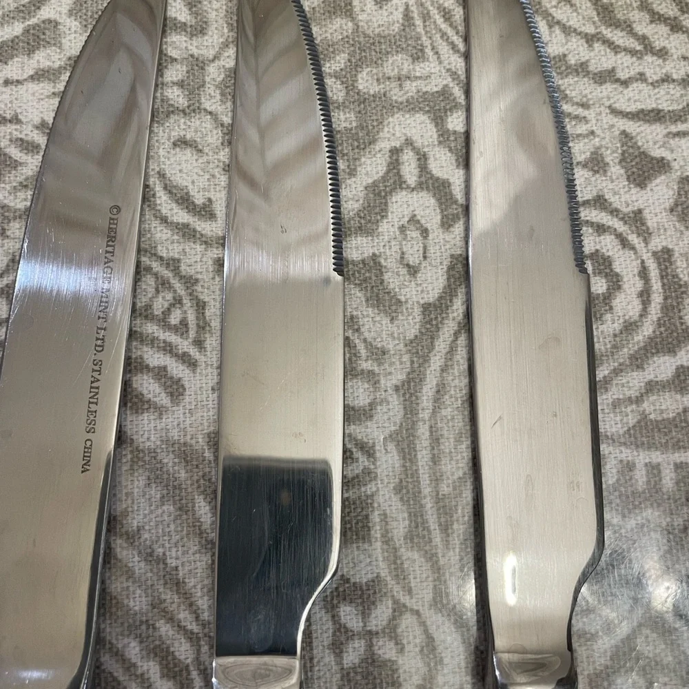 Heritage Mint Ltd BENTLEY Stainless set‎ 5 Dinner Knives Flatware